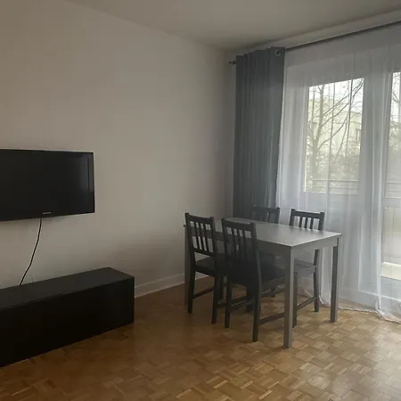 Superapart Dembowskiego 17