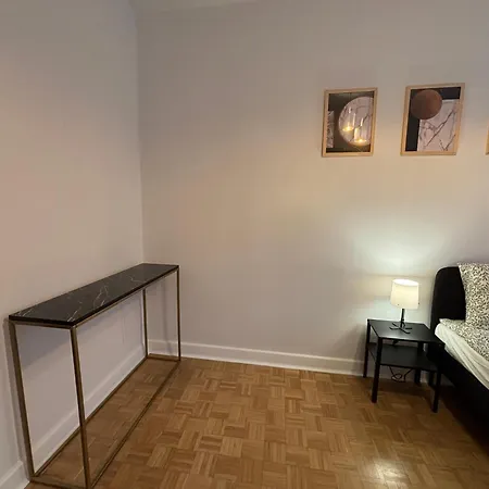 Superapart Dembowskiego 17 ורשה