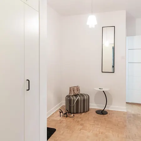 Superapart Dembowskiego 17 דירה ורשה