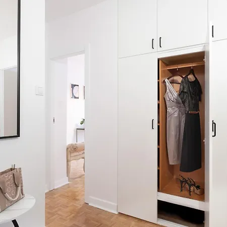 Superapart Dembowskiego 17